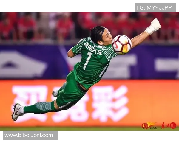 成都足球队盯防体系解析与战术运用探讨MBA